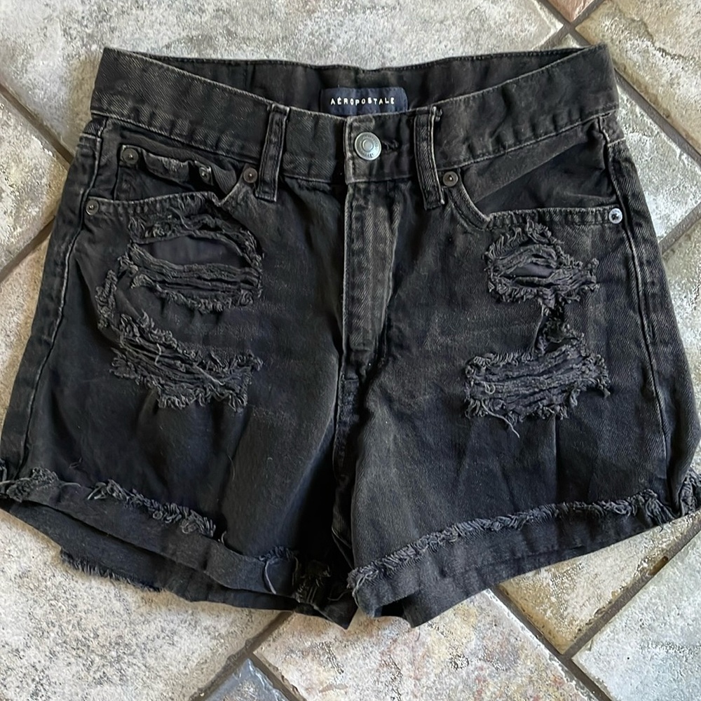 Aeropostale woman’s high-rise mom shorts black jean cuffed size 2